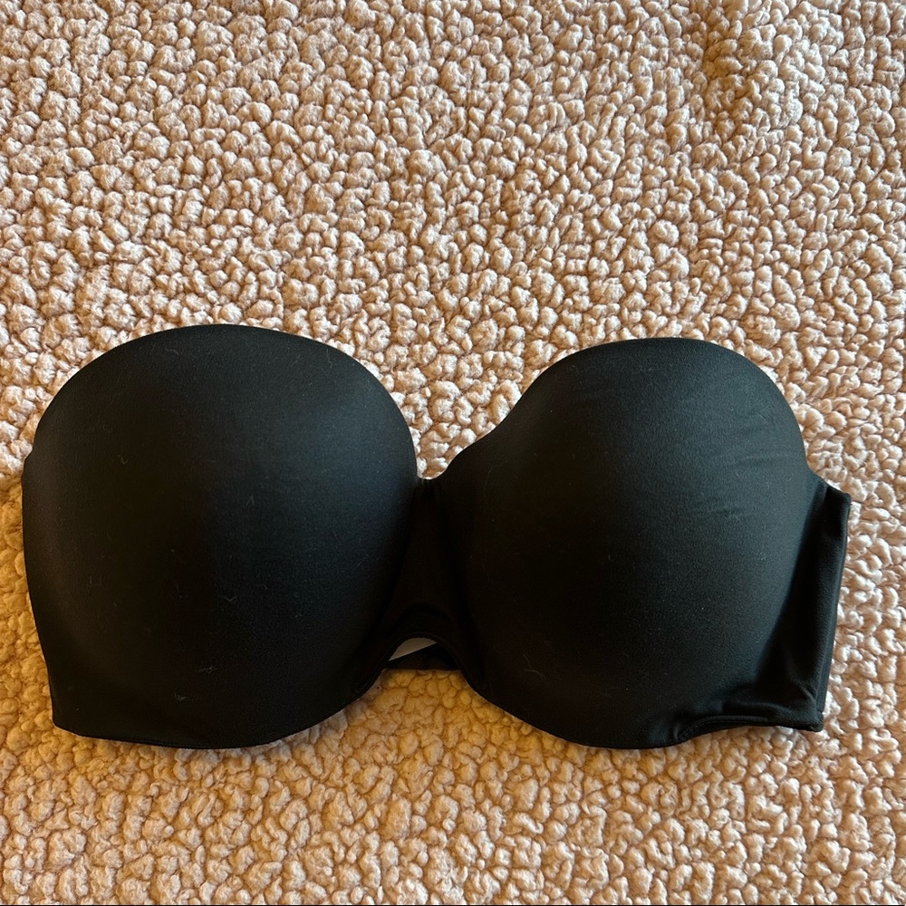 Victoria’s Secret Strapless Bra